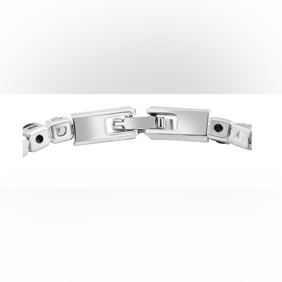 Simulated Black & White Diamond Tennis Bracelet in Silvertone (8 in) 7.9… - Picture 12 of 16